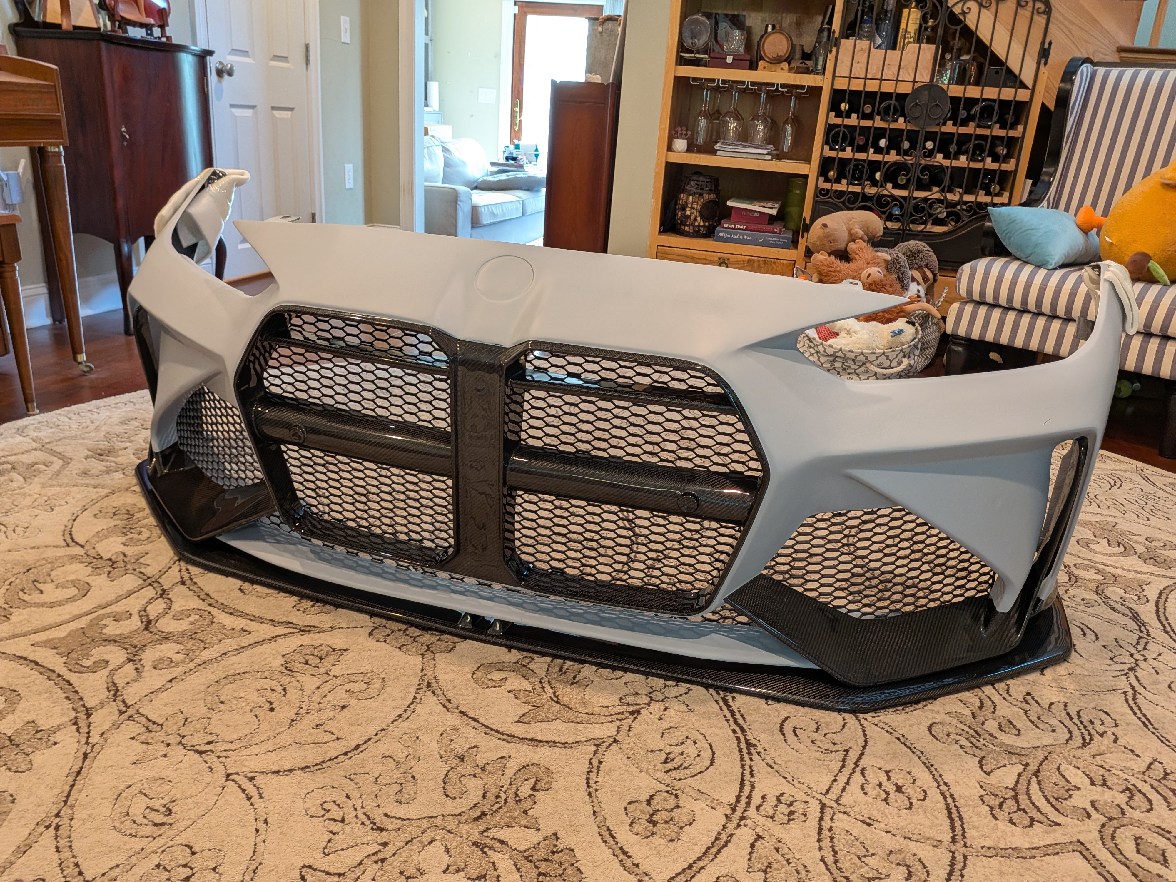 DV-001 side profile — full stance and bronze wheel fitment